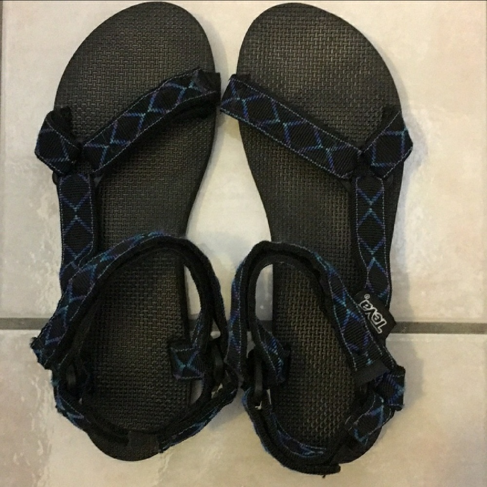 REPOSH Women's Tevas